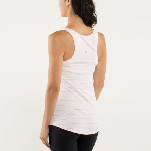 Lululemon Run: First Base Tank - Picture 3 of 9